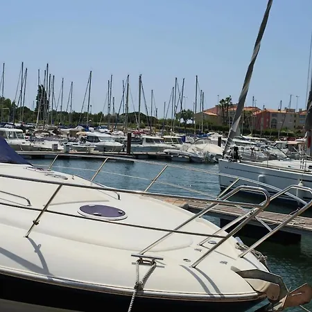 Loggia Vue Port Confort Et Design Proche Agde