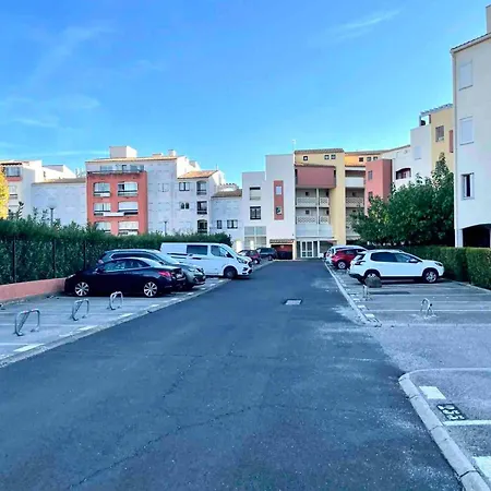 Loggia Vue Port Confort Et Design Proche Agde