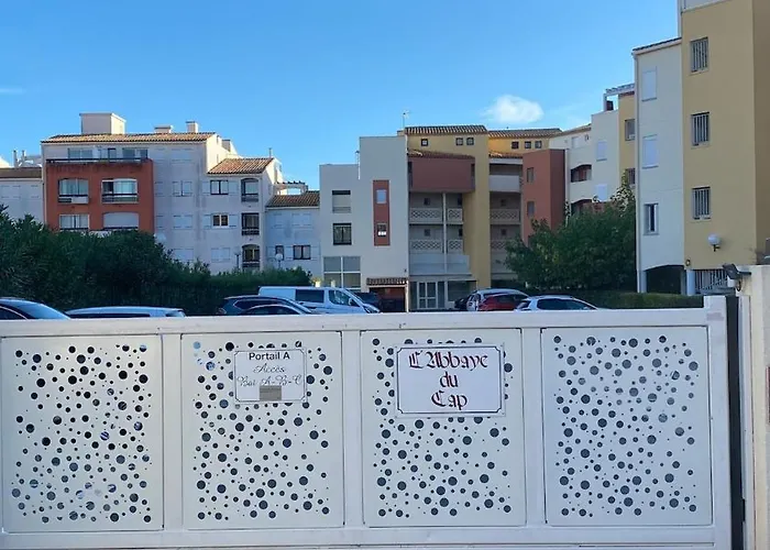 Loggia Vue Port Confort Et Design Proche