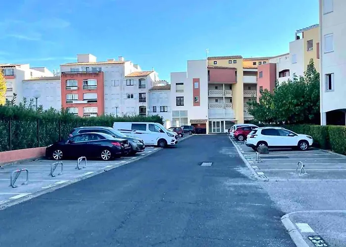 Loggia Vue Port Confort Et Design Proche Agde